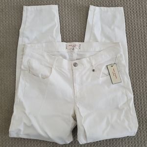 Max Studio White Jeans NEW Womens Sz 29